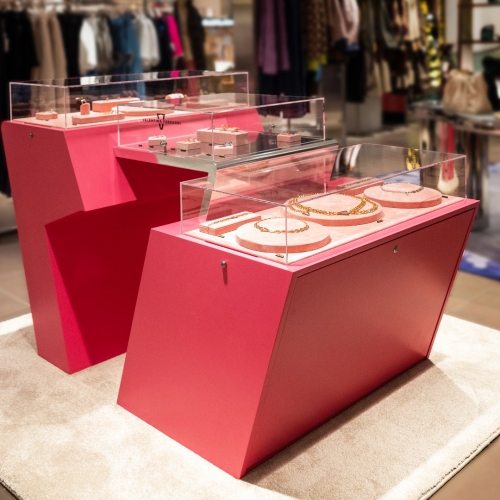 VALENTINA FERRAGNI |  Pop up, Milan